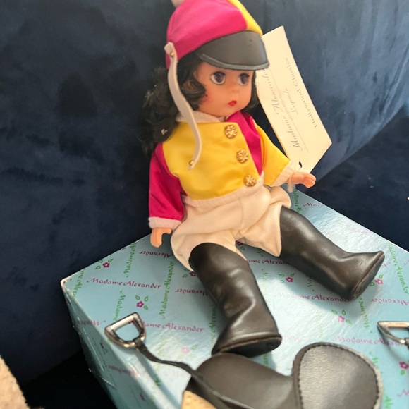 NIB VINTAGE NATIONAL VELVET ELIZABETH TAYLOR MOVIE MADAME ALEXANDER 8 INCH DOLL - Picture 2 of 10